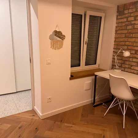 Apartment Enchanting Eipprova *