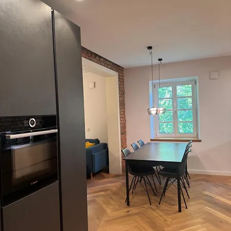 Enchanting Eipprova Daire Ljubljana